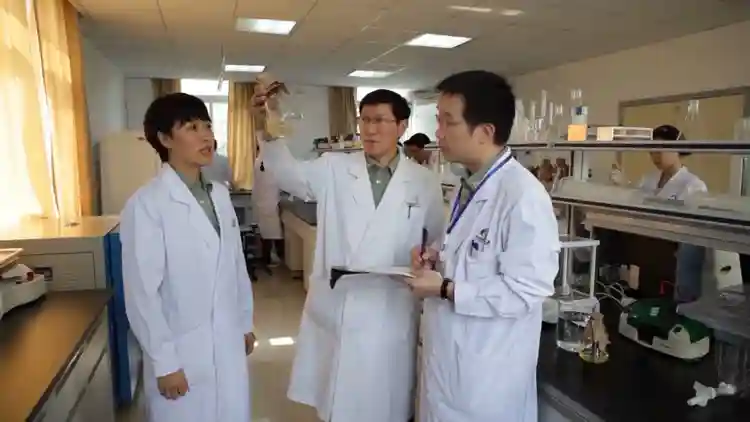 科技突出贡献奖获得者卞修武：与恶性肿瘤细胞斗智斗勇33年