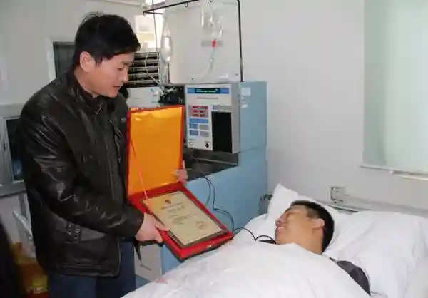 亳州王德志：“拇指哥”不断奉献的人生